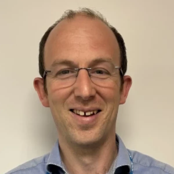 Dr David McCartney